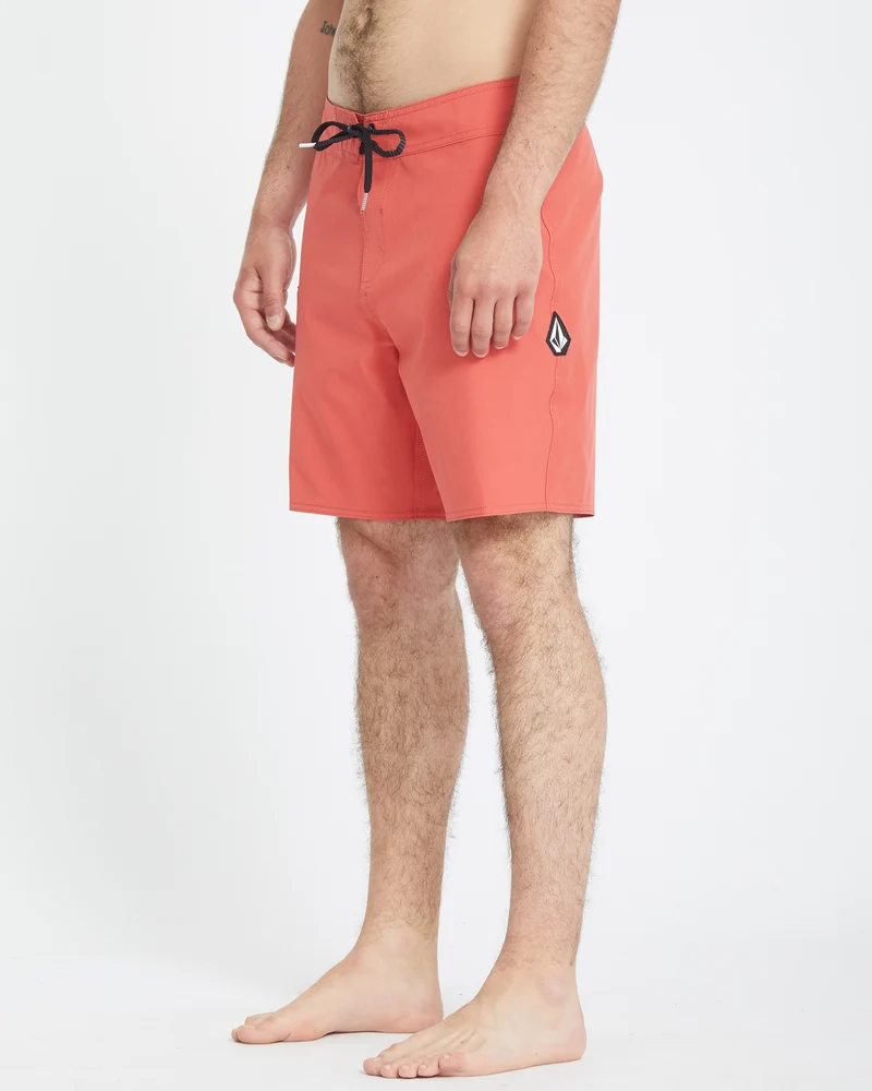 Lido Solid Mod 18" Boardshorts - CRANBERRY