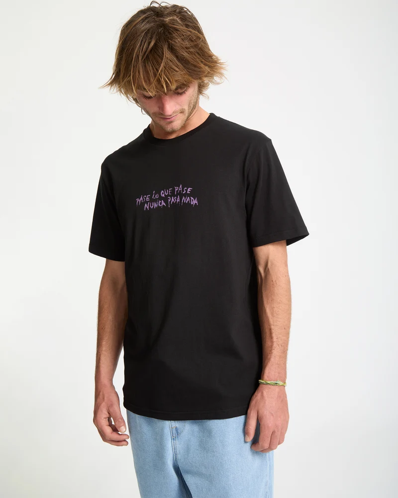 Nunca Pasa T-Shirt - Black