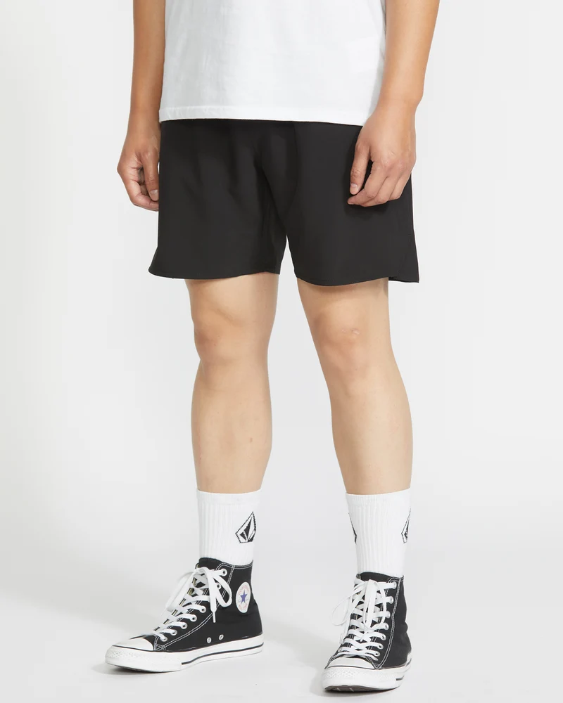 Frickin Ascender 18" Shorts - BLACK