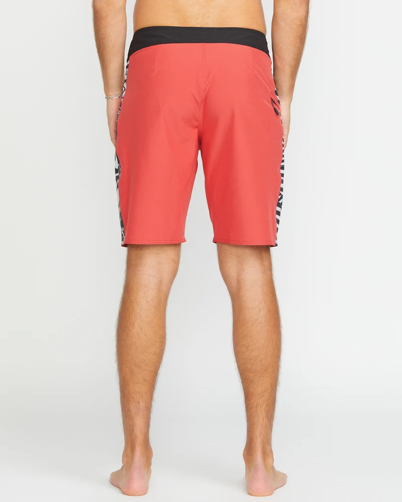 Mingle Mod 20" Boardshorts - CRANBERRY