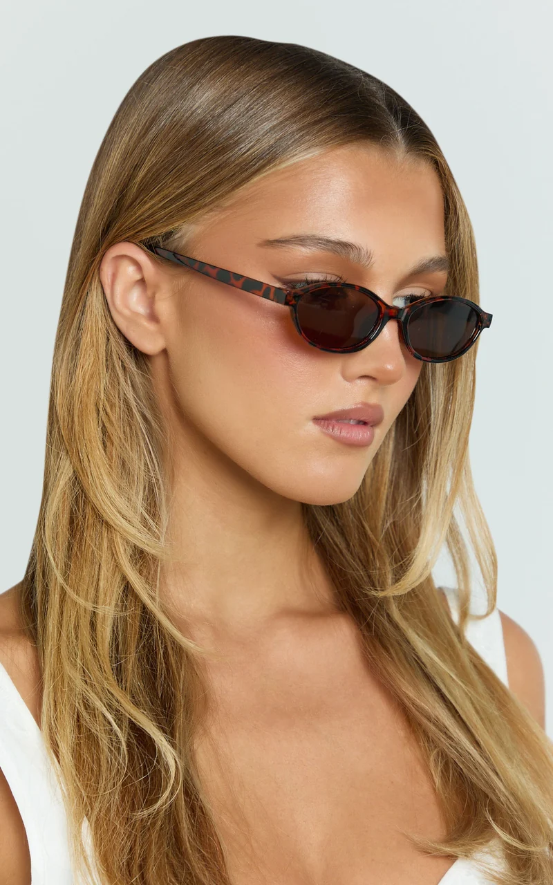 Leni Sunglasses in Brown
