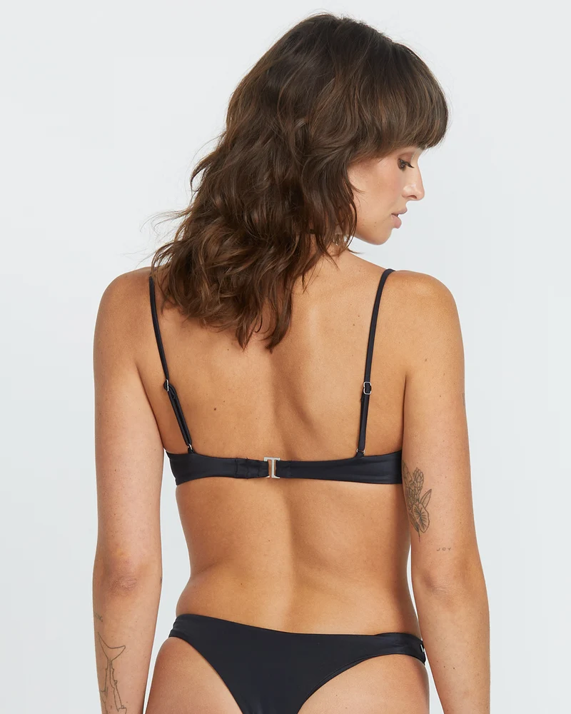 Simply Seamless Demi Uwire Bikinioberteil - BLACK