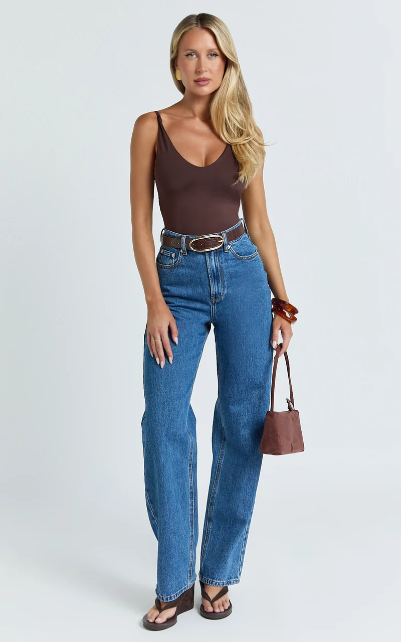 Cady Top - Scoop Neck Top in Chocolate