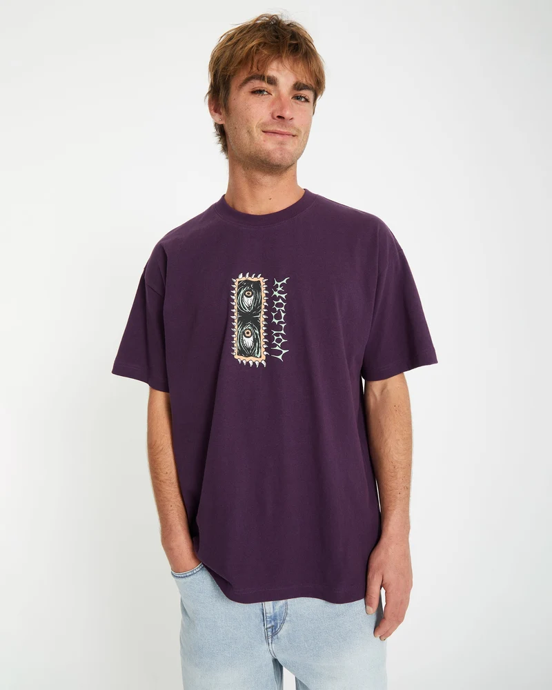 Eye Rust T-shirt - GRAPE ROYALE