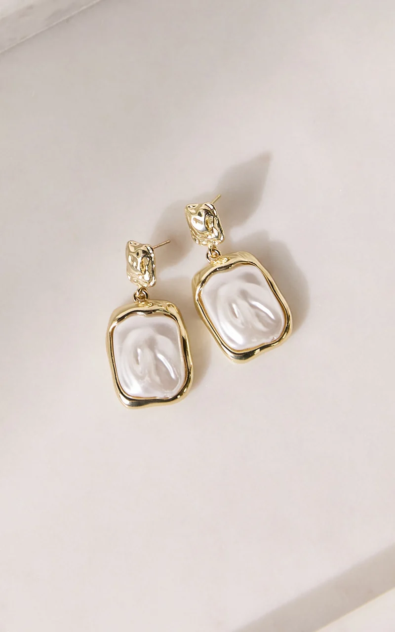 Whitney Earrings - Square Pearl Earrings in Gold Pearl