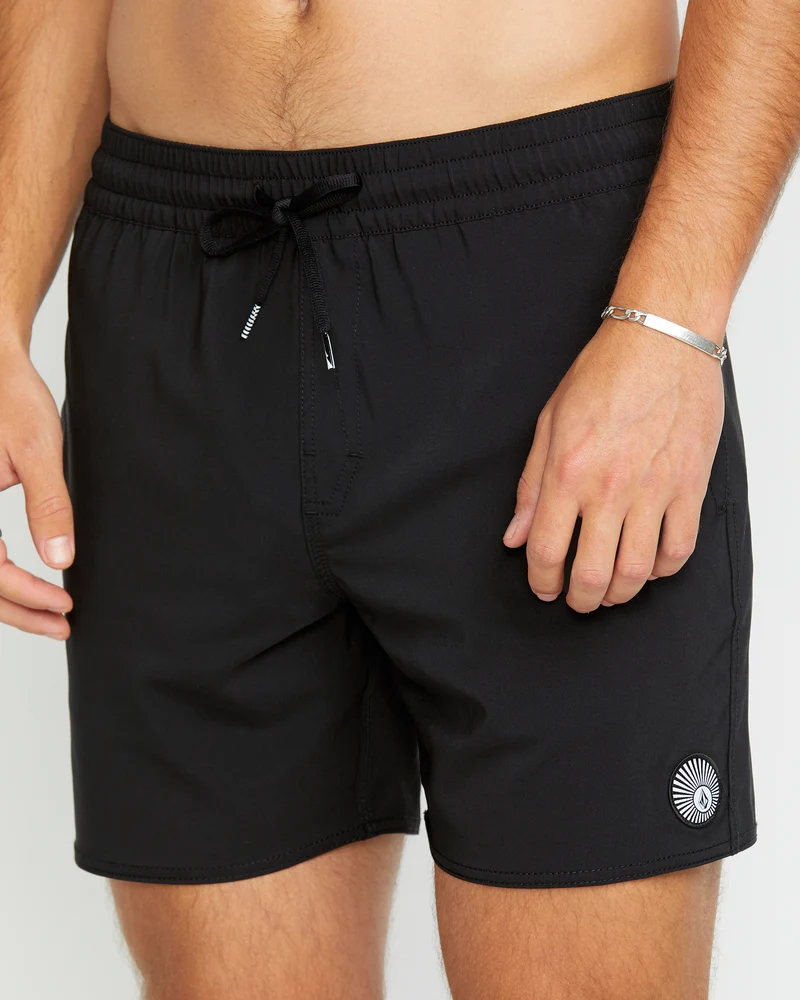 Lido Solid Trunk 16" Boardshorts - BLACK