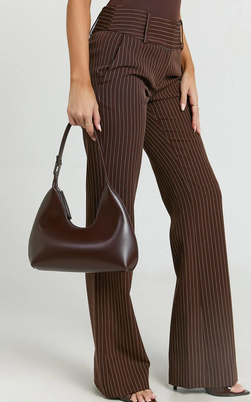 Calabasas Bag - PU Shoulder Bag in Chocolate
