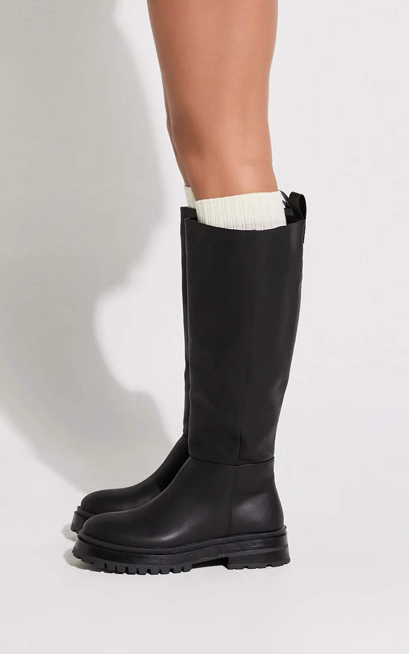 Nikki Socks - Thick Calf Length Socks in White