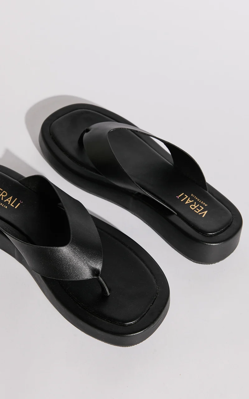 Verali - Bouncer Sandals in Black