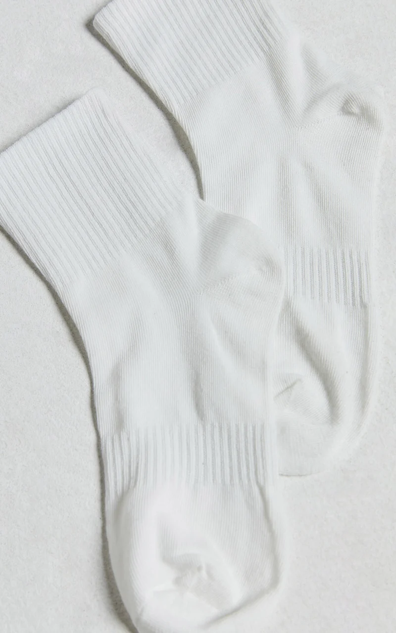Vasilisa Crew Socks - Pack of 2 in White