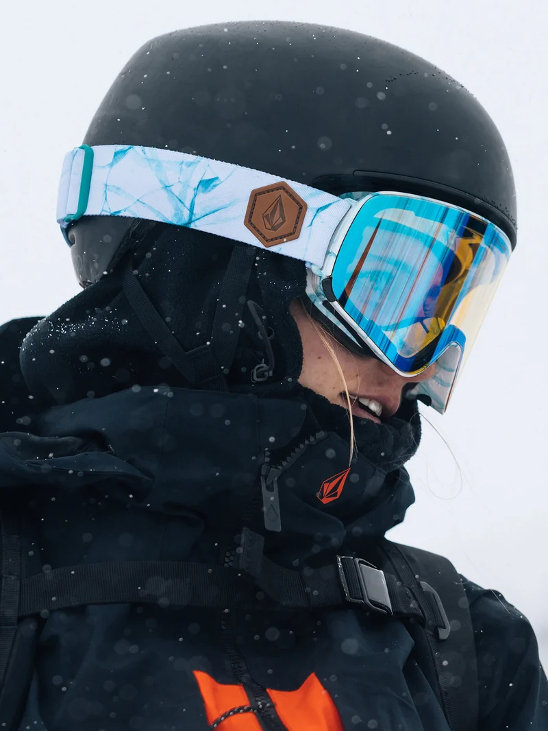 Odyssey White Ice Goggle (+ Bonus Lens Dark - Grey) - ICE CHROME