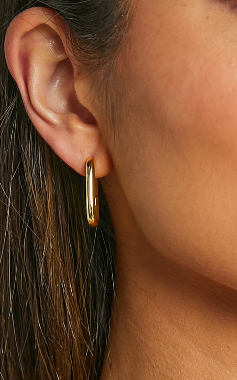 Toni Earrings in Gold