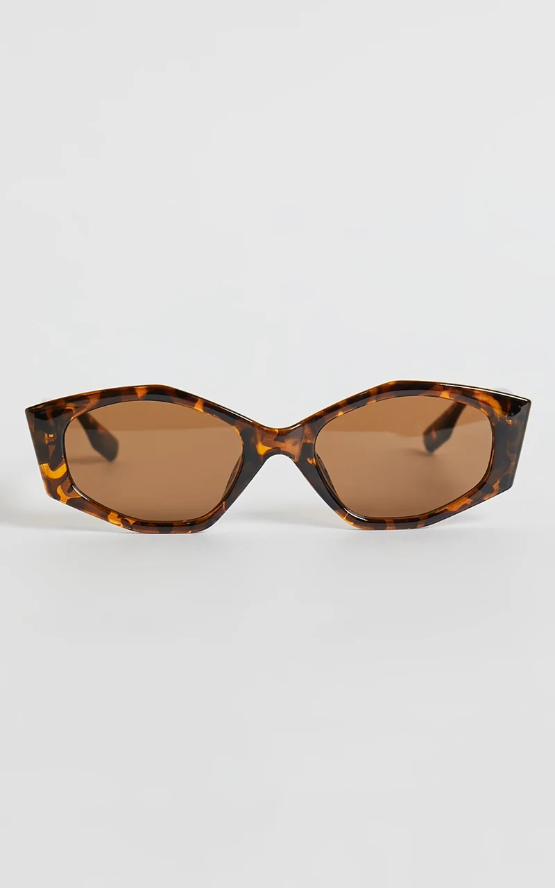Keisha Sunglasses - Wide Rim Sunglasses in Tort