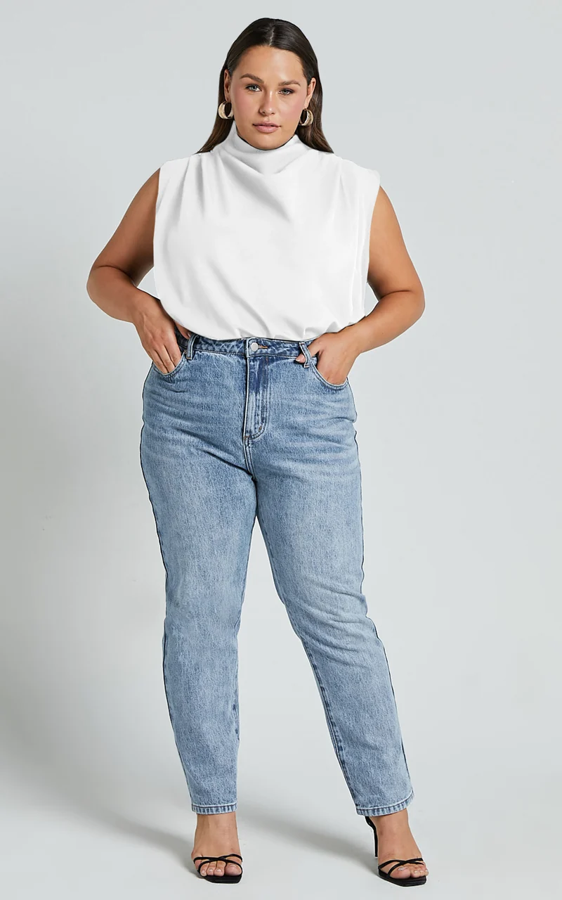 Arianae Top - High Neck Top in White