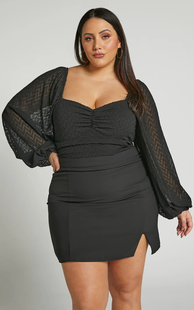 Lunara Bodysuit - Textured Ballon Sleeve Bodysuit in Black