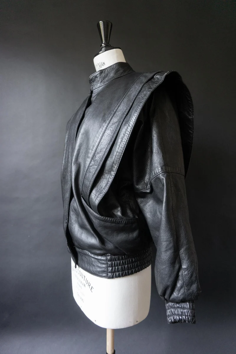 Vintage 80s Lederjacke, strong shoulders, S–M