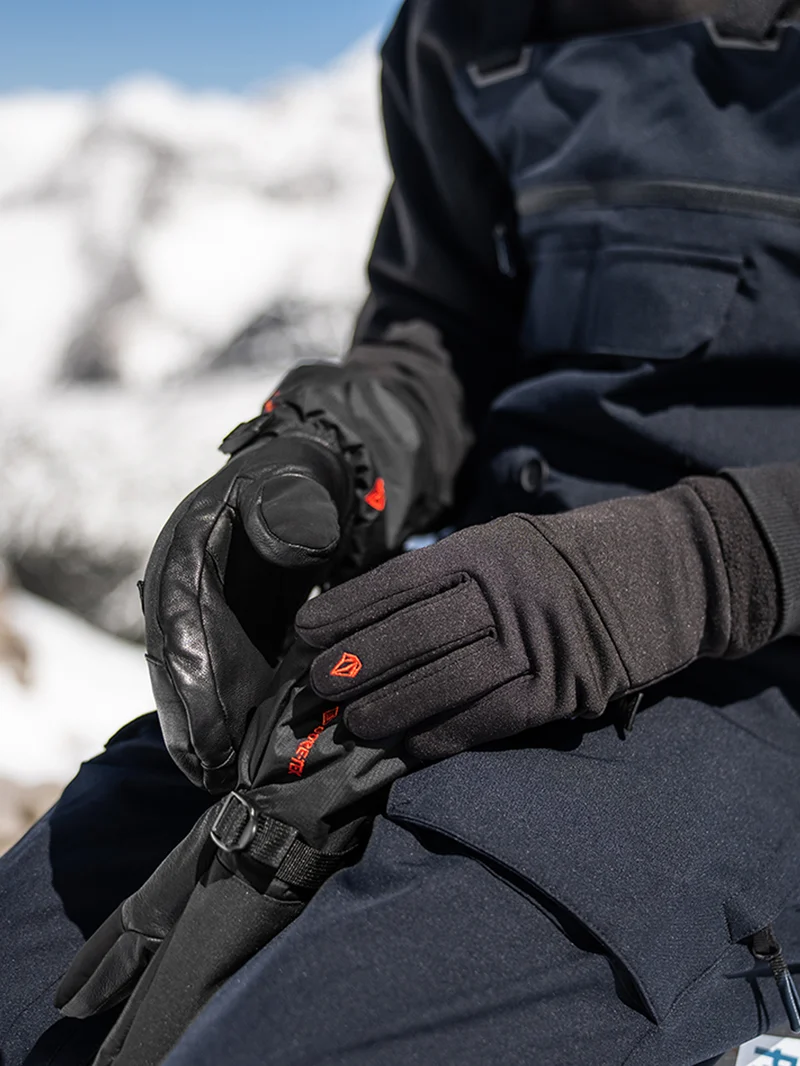 91 Gore-Tex Mittens - Black