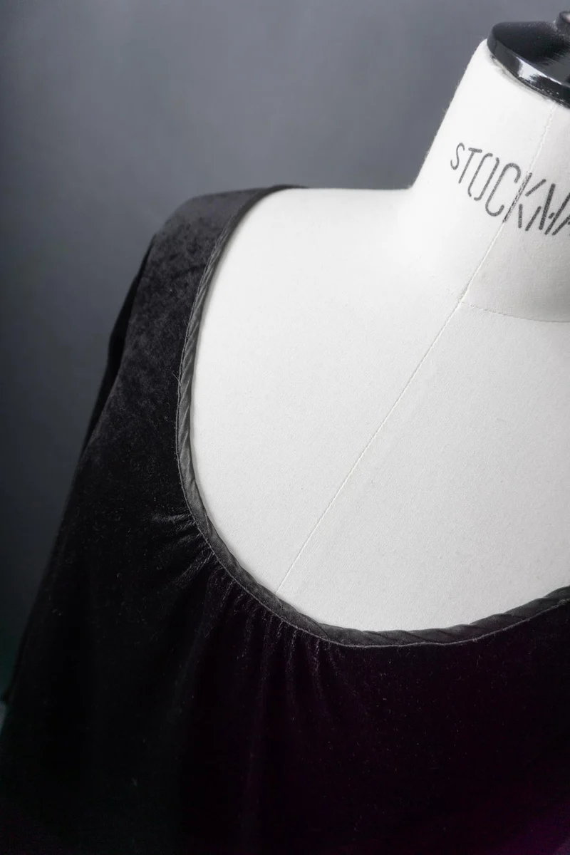 Vintage 80s Yves Saint Laurent Longsleeve, Samt, S–M