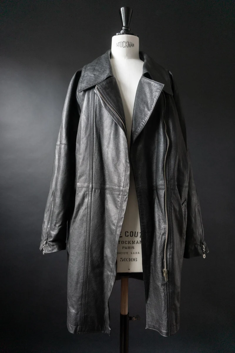 Vintage 90s Avantgarde Ledermantel, asymmetrisch, M–L
