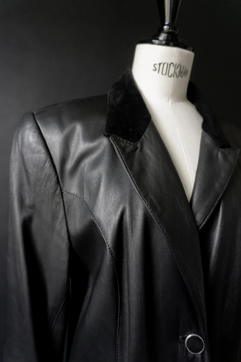 Vintage 90s Vampire Maxi Ledermantel, Velourslederdetails, S–M