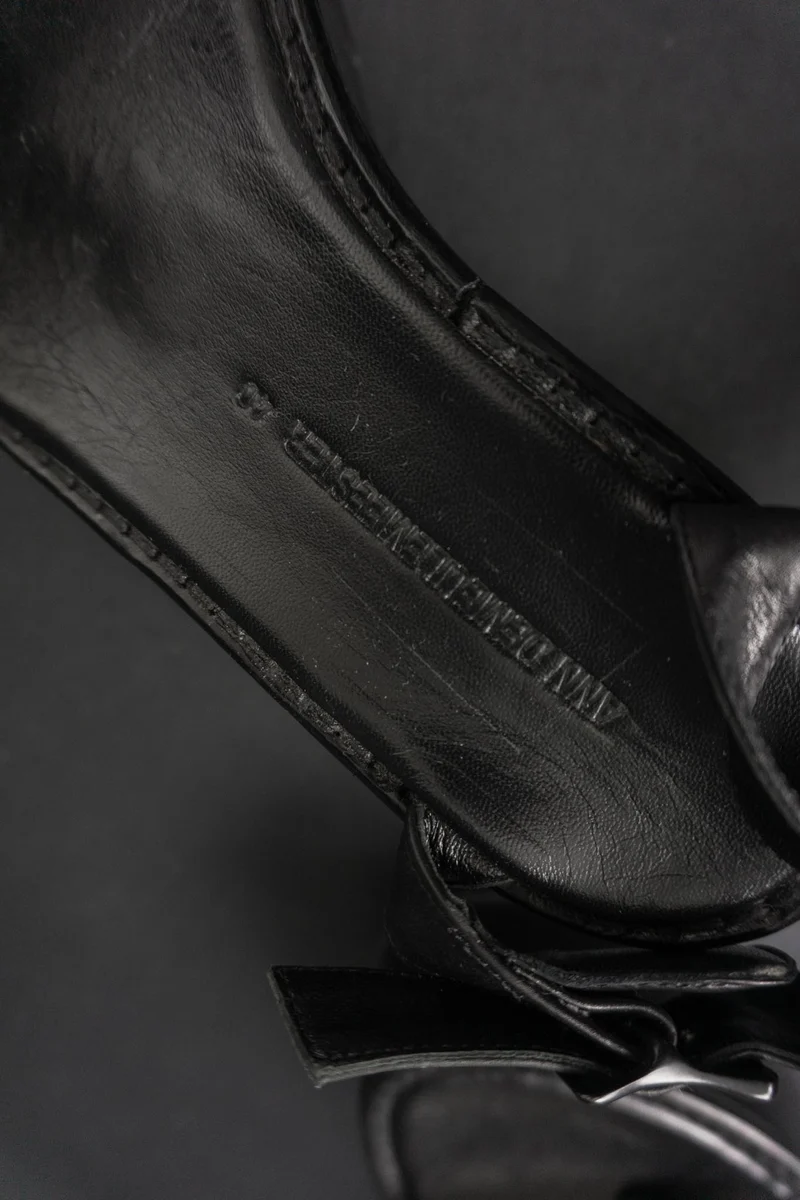 Ann Demeulemeester SS 2004 Platform Mules aus schwarzem Leder mit Keilabsatz, 40