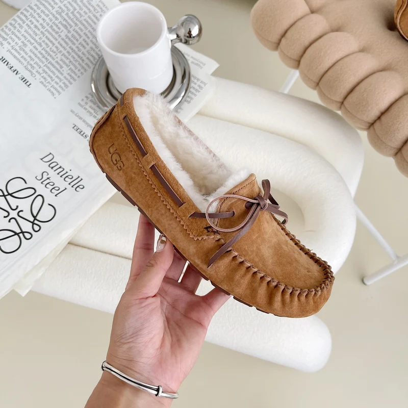 Ugg Bow Slippers
