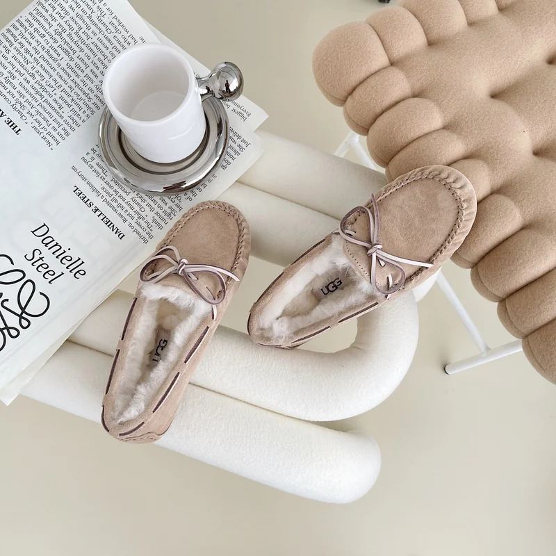 Ugg Bow Slippers