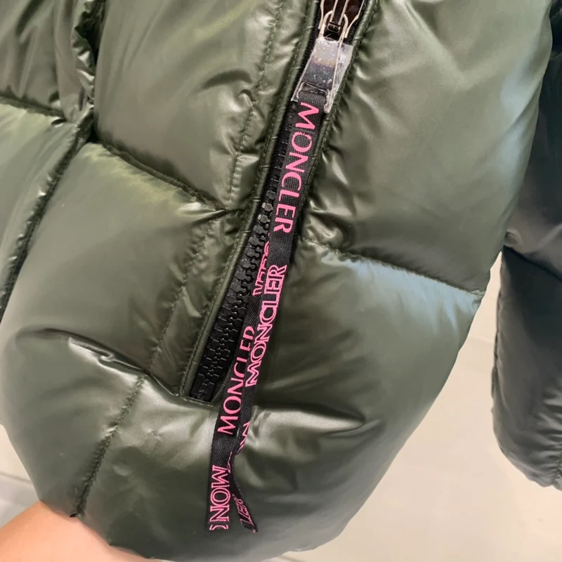 Shinny Coat