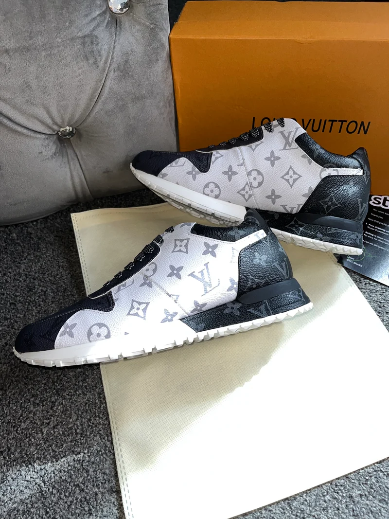 Grey Mens Trainers