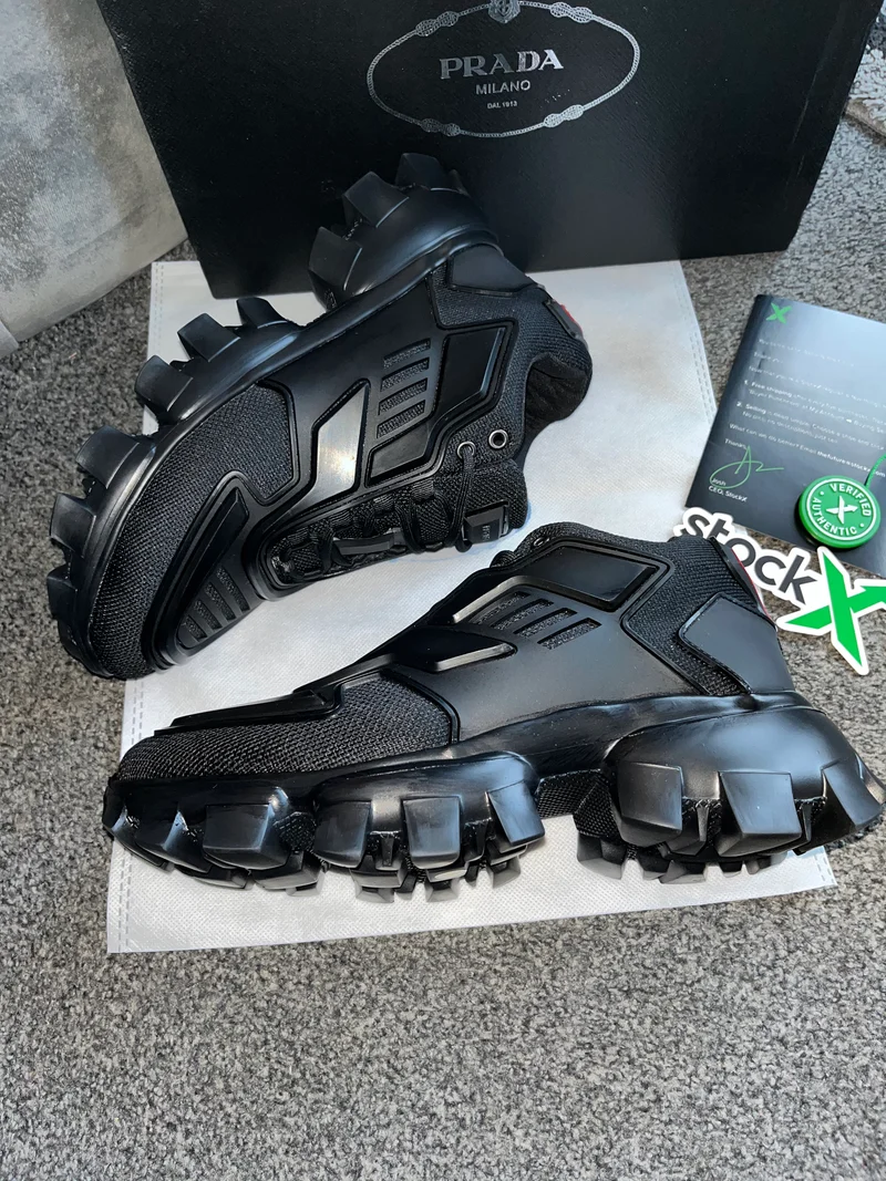 Black Thunder Trainers