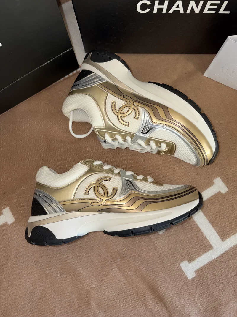 Gold C Runner Trainers