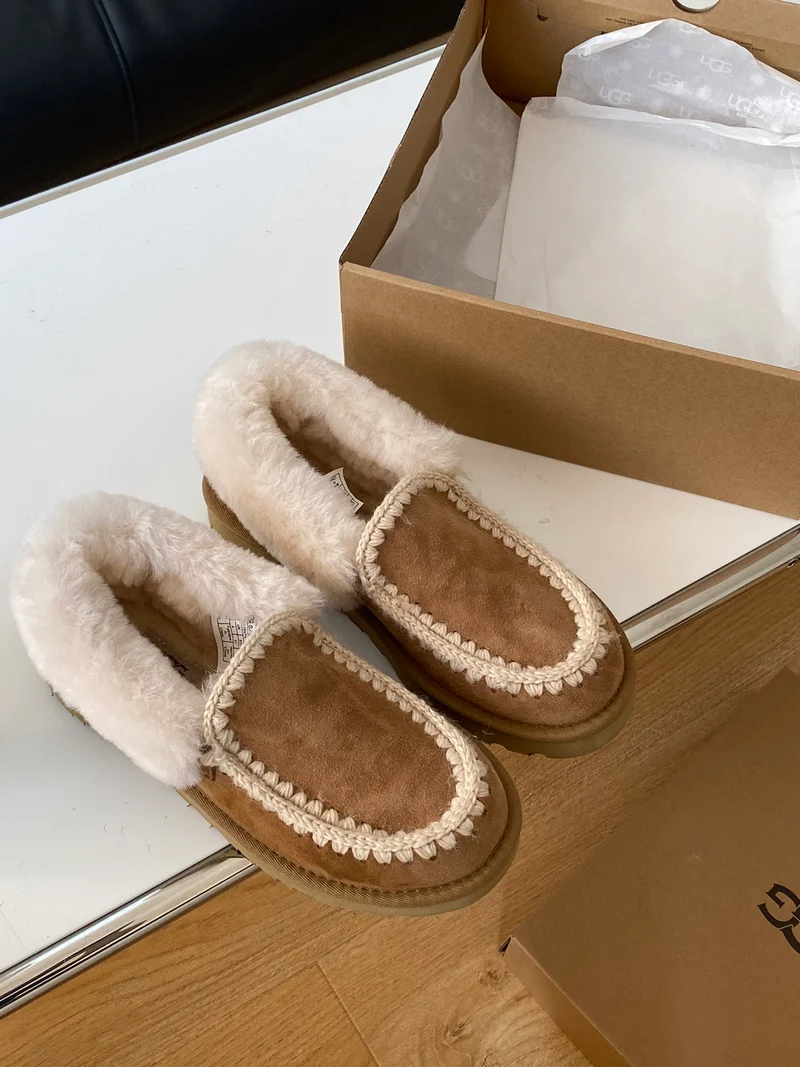 Closed Ugg Slippers