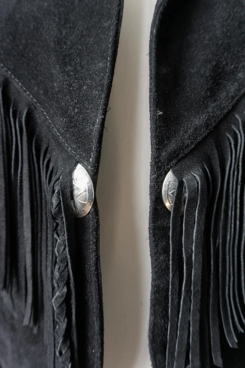 Vintage Wildlederjacke mit Fransen | Western trifft Gothic, S–M