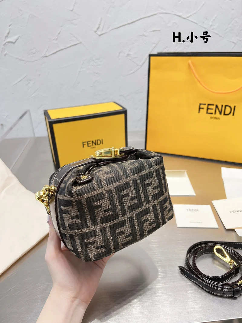 Square FIFI Bag