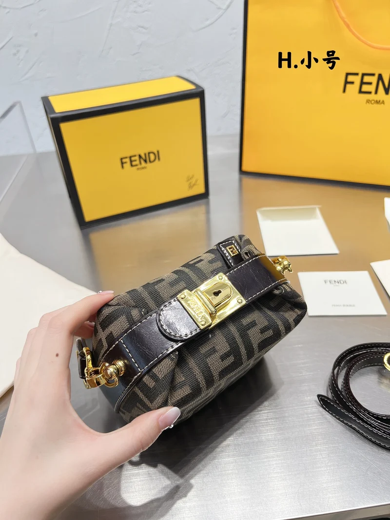 Square FIFI Bag