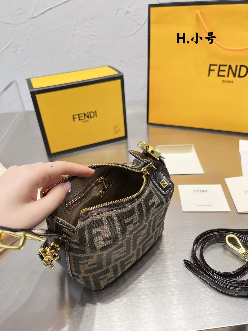 Square FIFI Bag