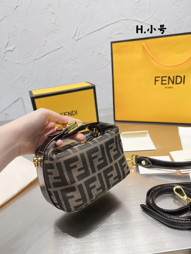 Square FIFI Bag