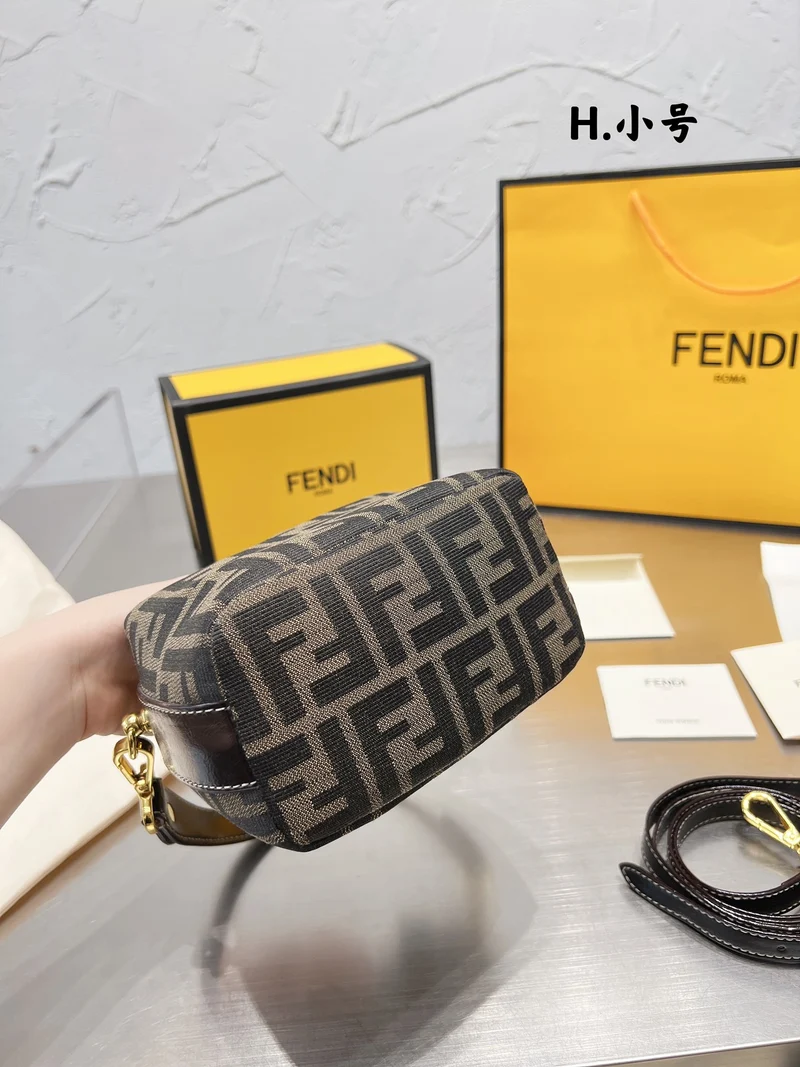 Square FIFI Bag