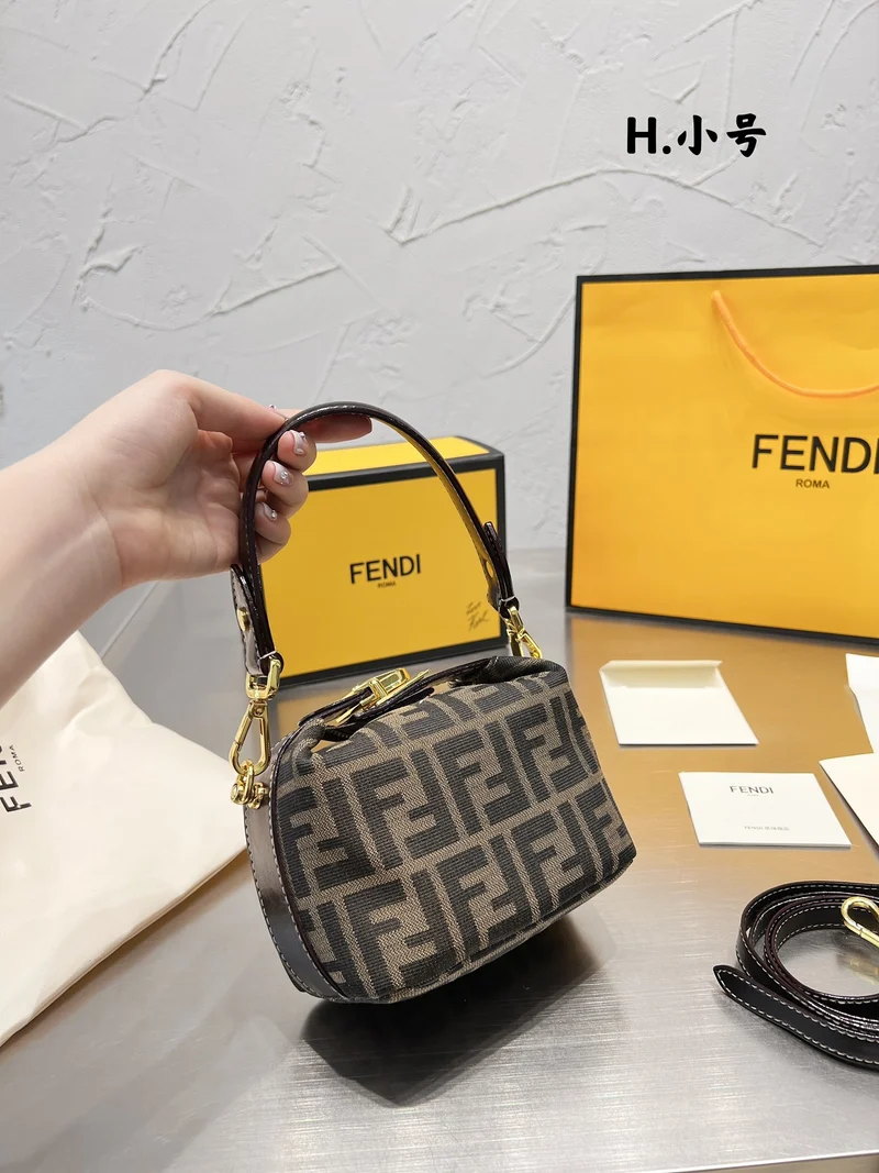 Square FIFI Bag