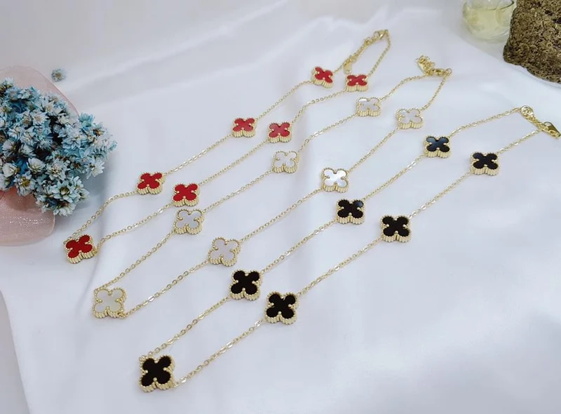 Flower Neckless