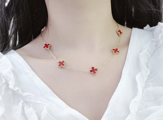 Flower Neckless