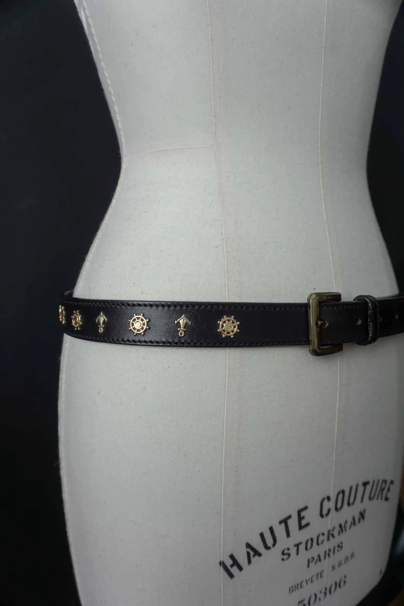 Vintage Ledergürtel Schwarz – Maritime Details mit Goldsymbolen
