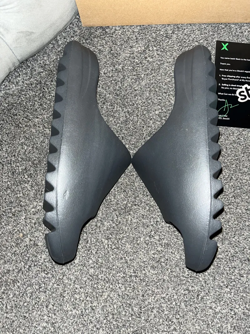 Black Foam Sliders