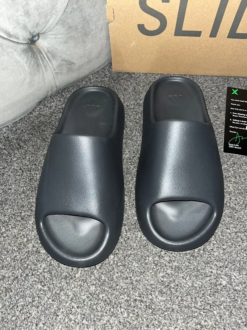 Black Foam Sliders