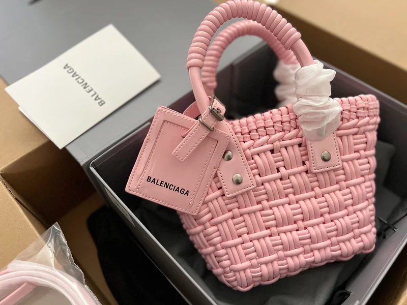 Wicker Basket Bag