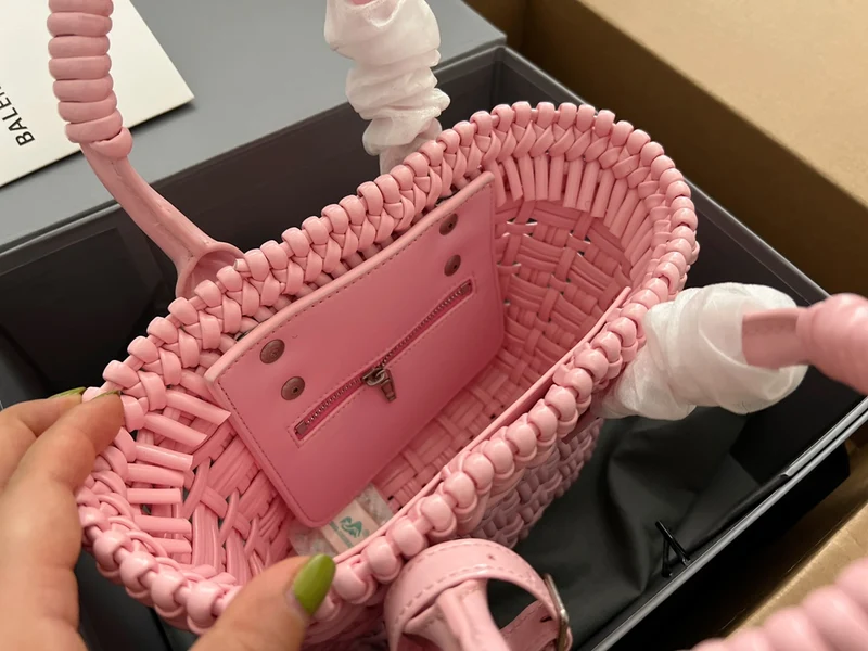 Wicker Basket Bag