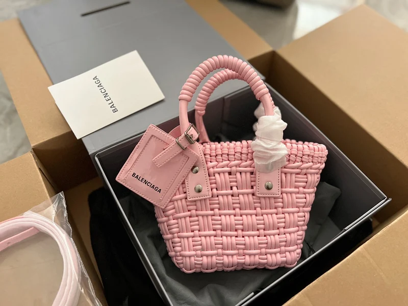 Wicker Basket Bag