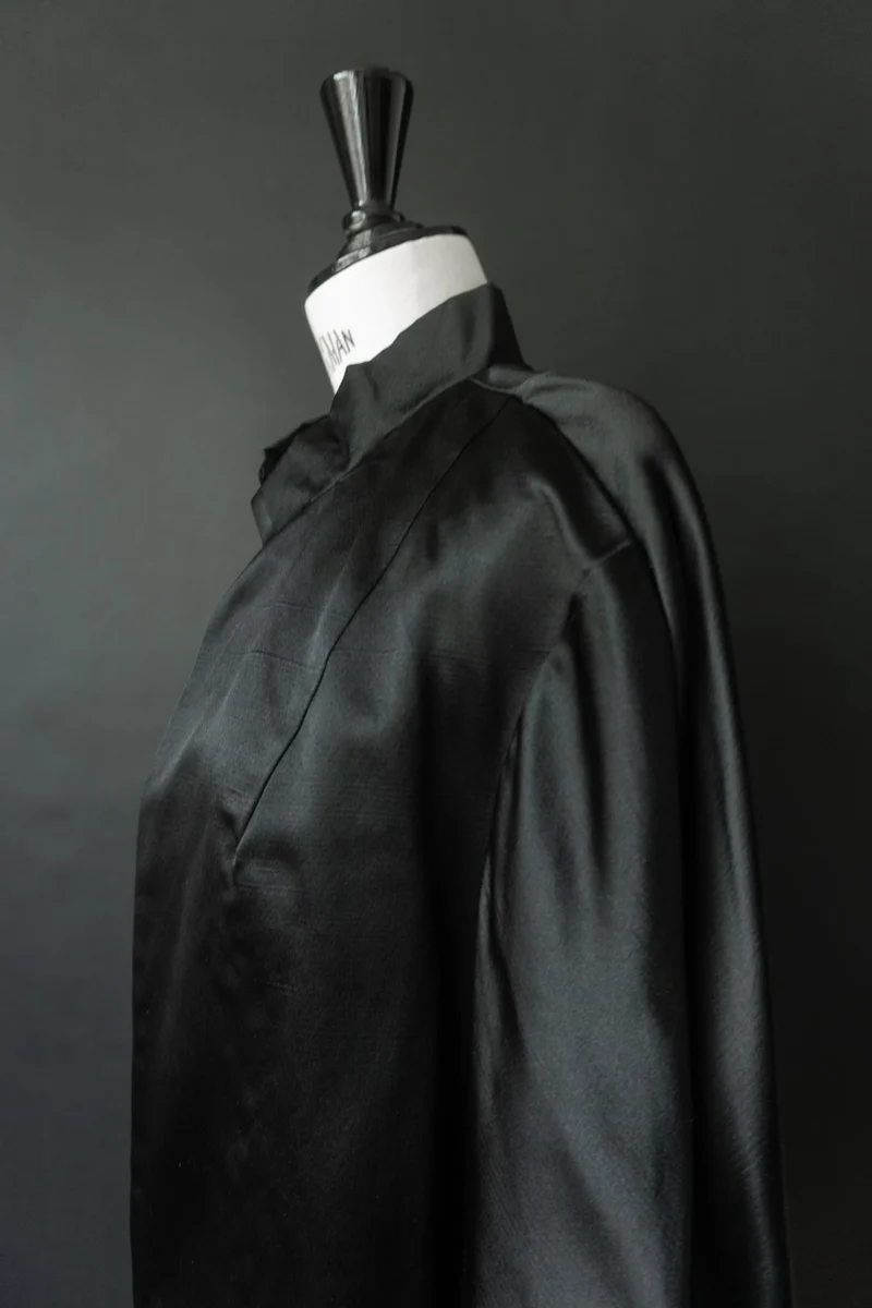 Vintage Kimonojacke schwarze Seide, M–L