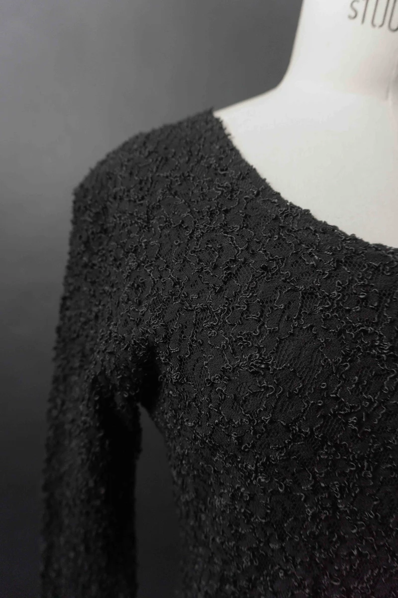 Vintage Longsleeve schwarz – strukturiertes Stretch Top, S–M