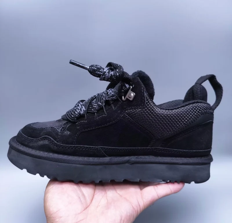 Ugg Short Trainer